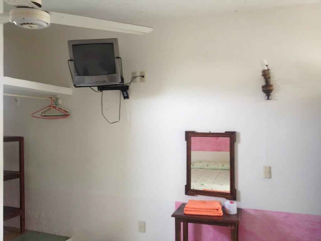 Hotel San Lorenzo Barra de Navidad Room photo