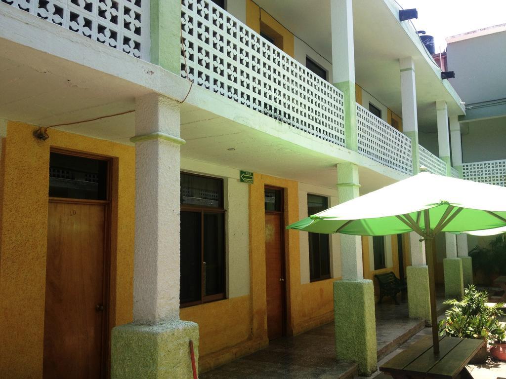 Hotel San Lorenzo Barra de Navidad Exterior photo